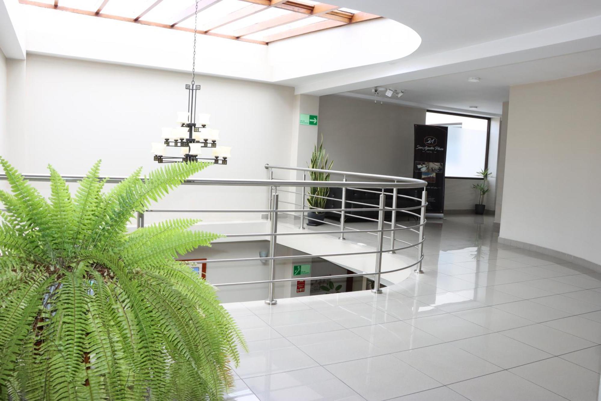 Hotel San Agustin Plaza Latacunga Luaran gambar