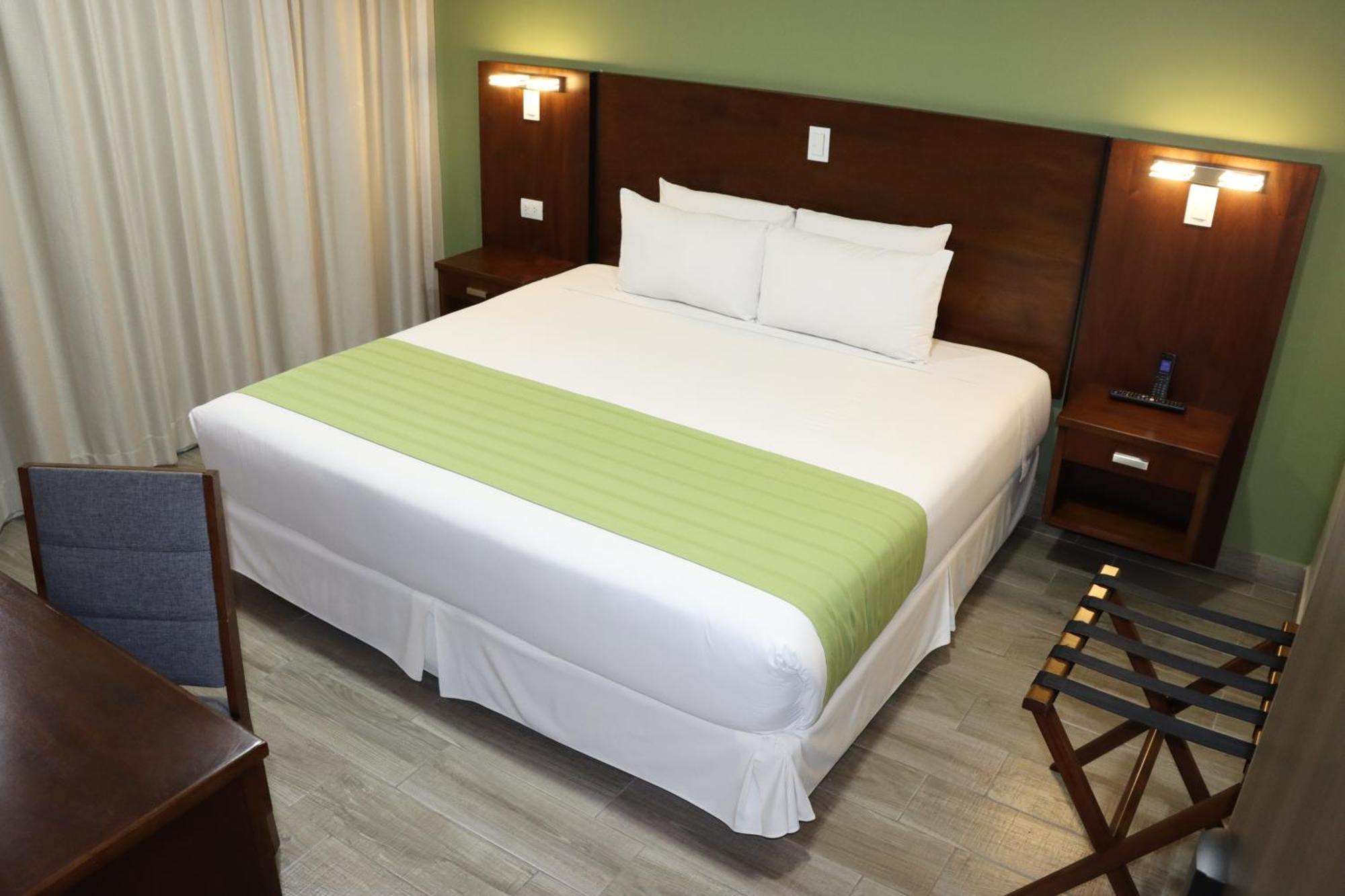 Hotel San Agustin Plaza Latacunga Luaran gambar