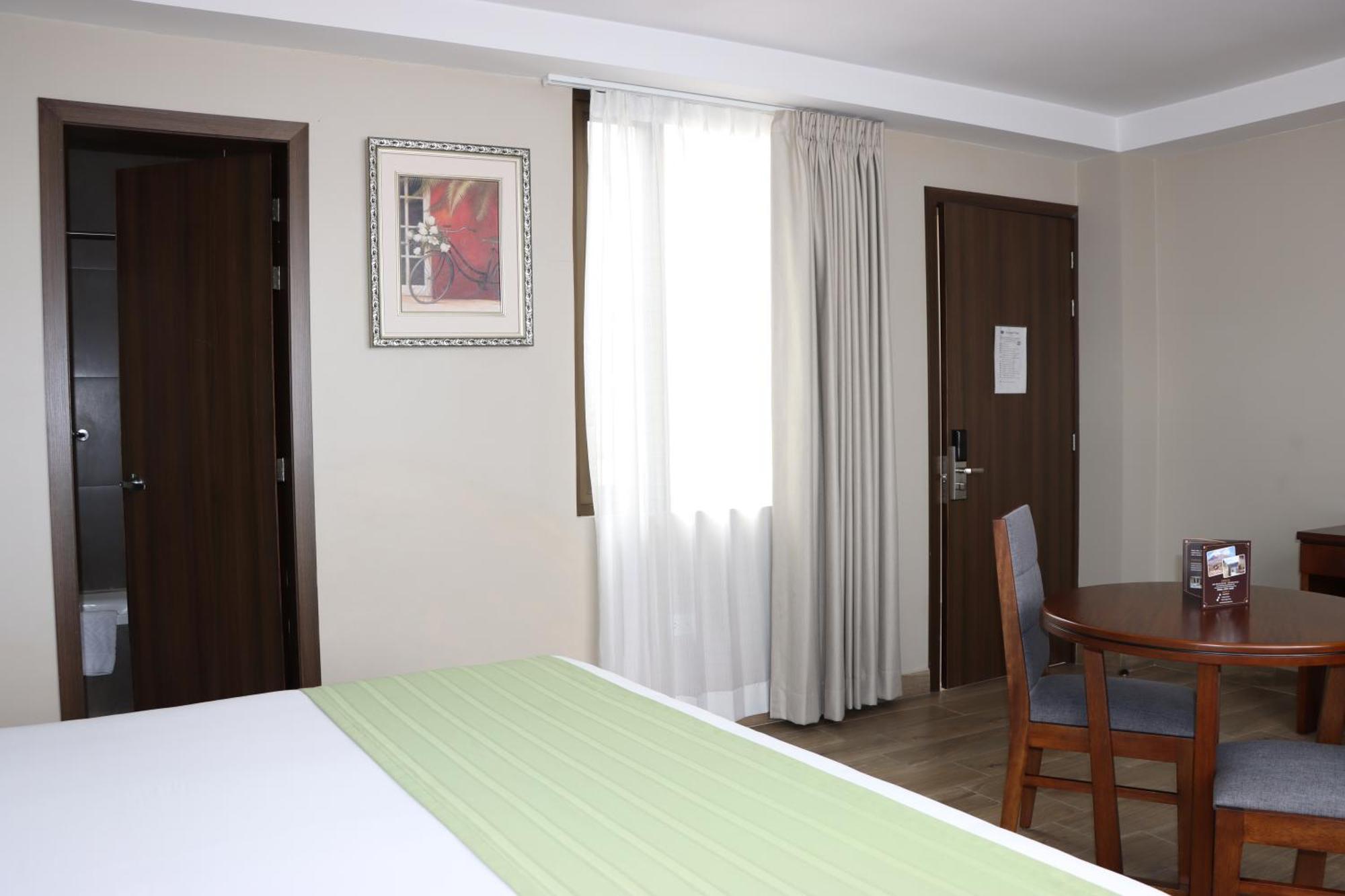 Hotel San Agustin Plaza Latacunga Luaran gambar