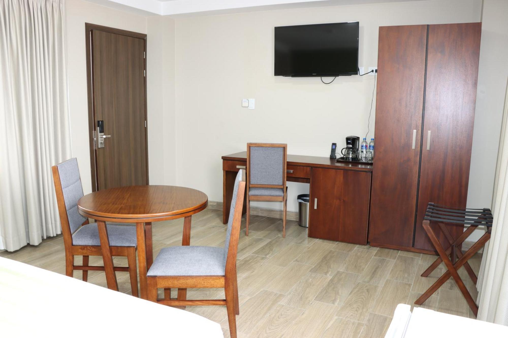 Hotel San Agustin Plaza Latacunga Luaran gambar